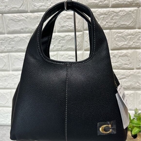 Brand New🍁🍁Coach Lana 23 shoulder bag - Picture 1 of 4